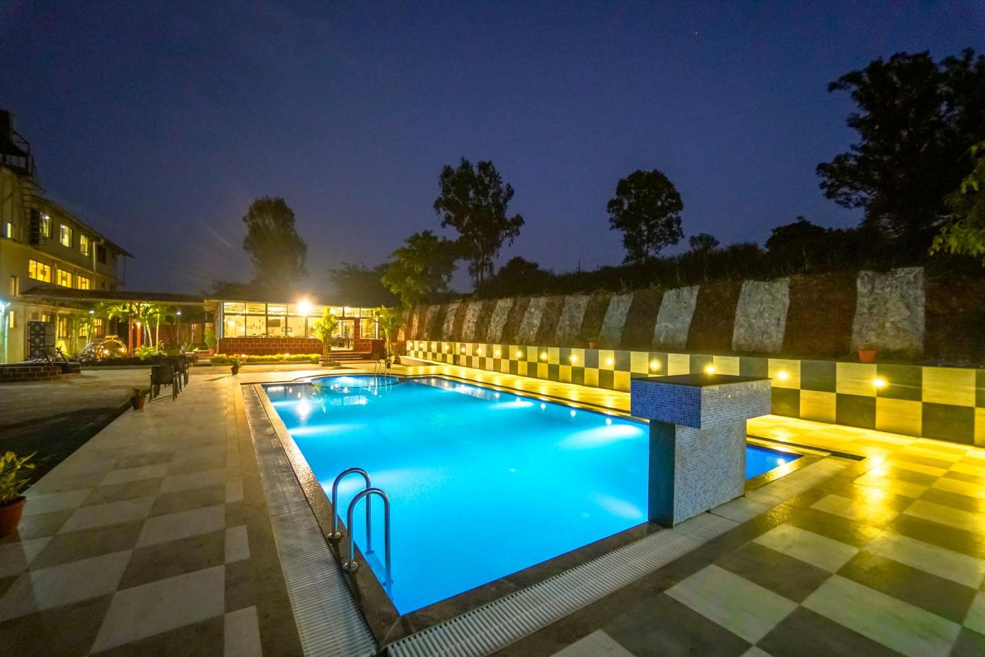Treebo Jeevan Village Panchgani Esterno foto